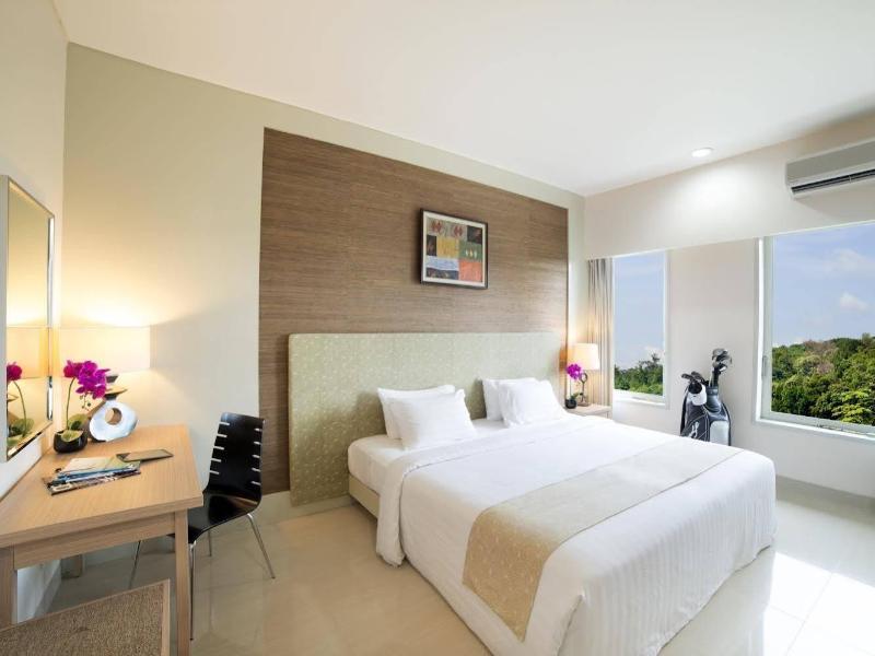 Ria Bintan Golf Lodge Лагой Екстериор снимка