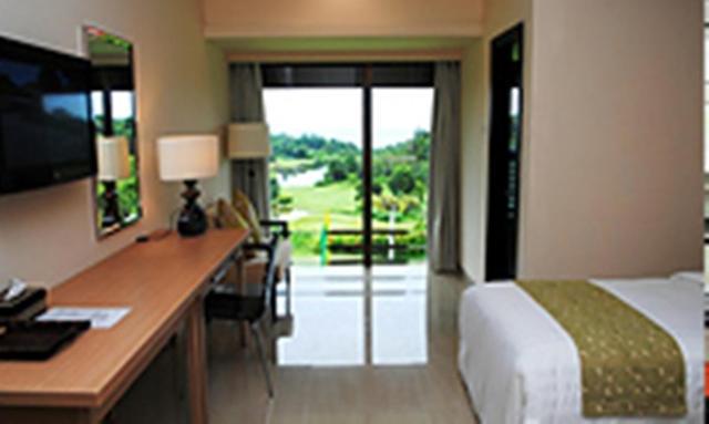 Ria Bintan Golf Lodge Лагой Екстериор снимка